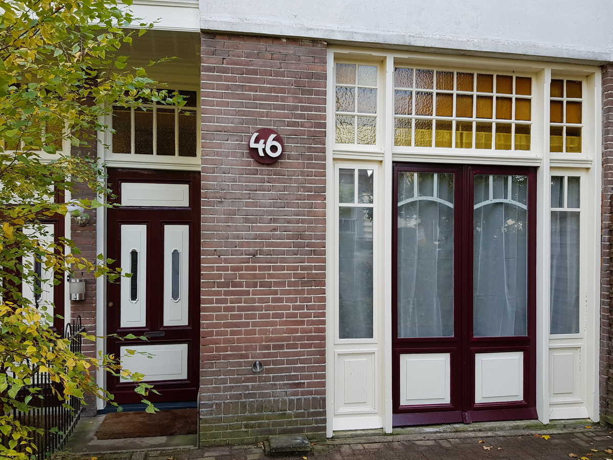 Bij tekst